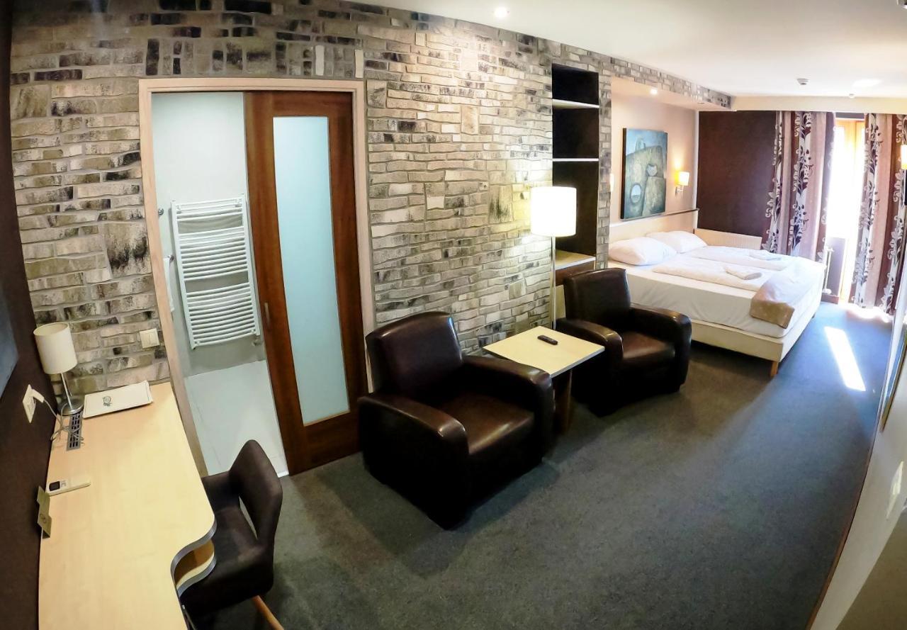 Hotel Vineyard Inn - Szoloskert Nagykanizsa Exteriör bild