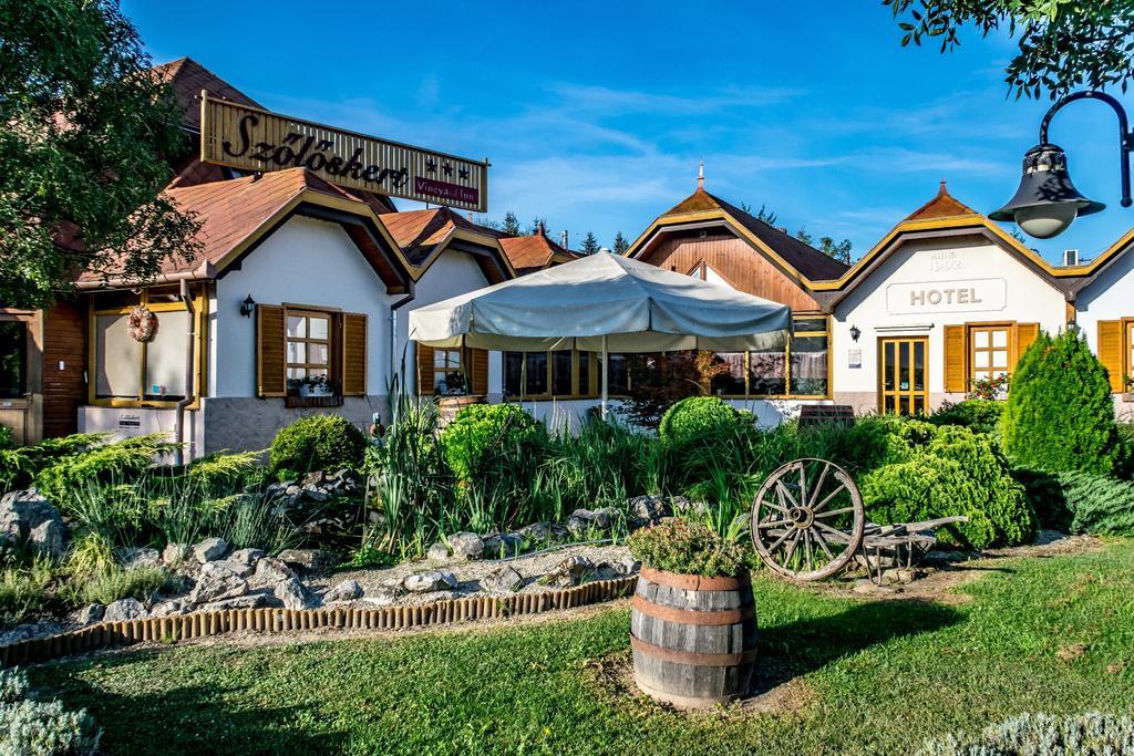 Hotel Vineyard Inn - Szoloskert Nagykanizsa Exteriör bild